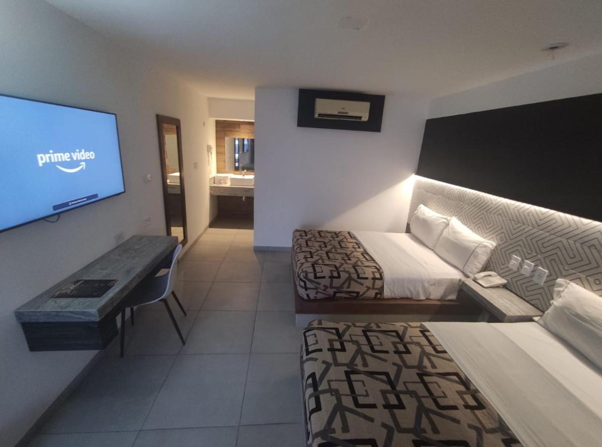 Hotel LaVid Aguascalientes Esterno foto