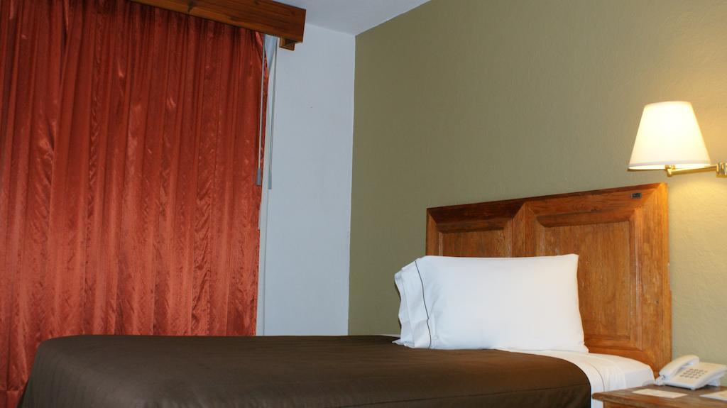 Hotel LaVid Aguascalientes Esterno foto